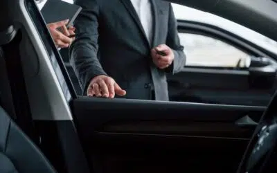 5 Reasons to Consider Using a Chauffeur Service for Airport Transfers